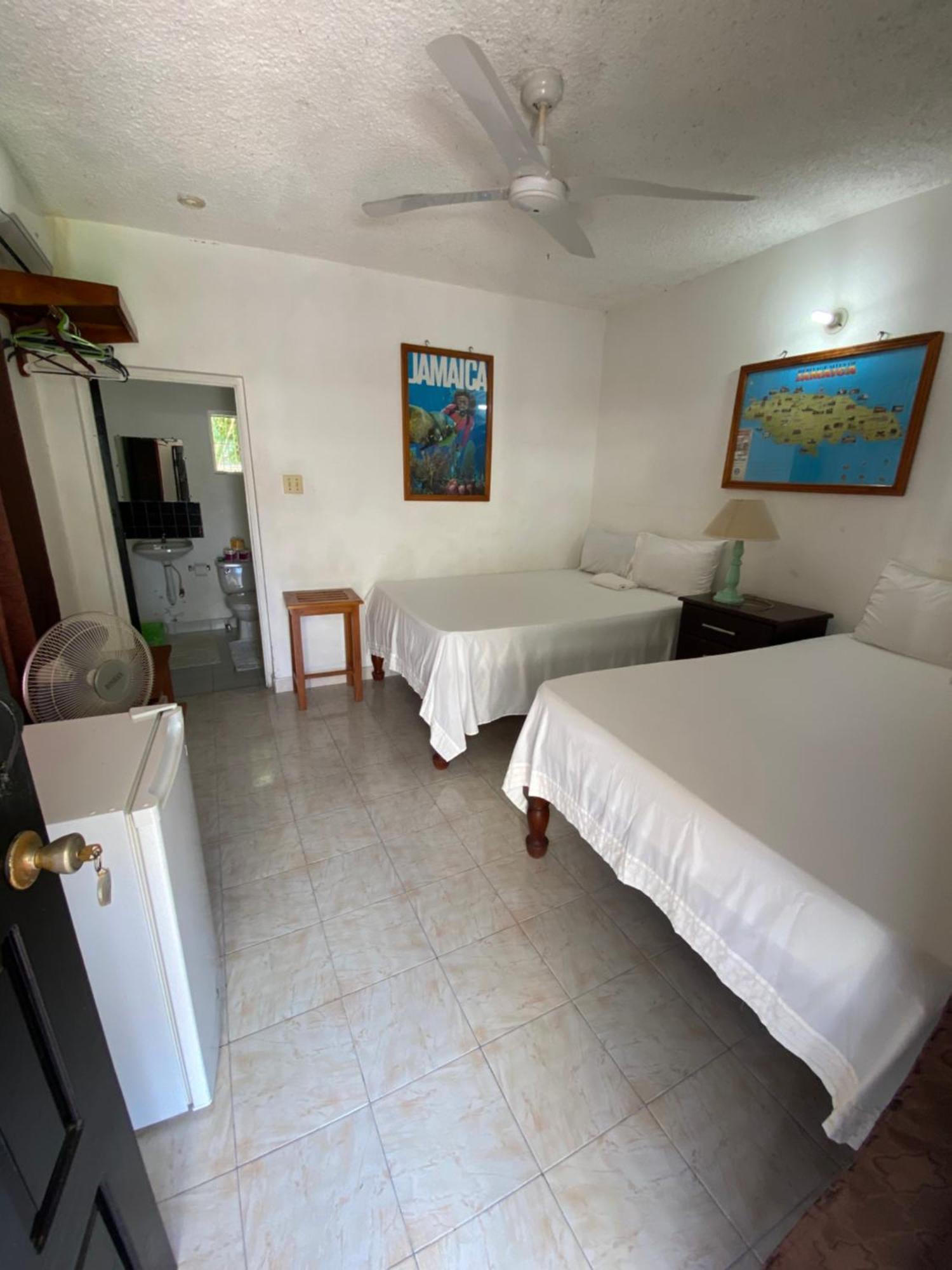 Westport Cottage Negril Phòng bức ảnh